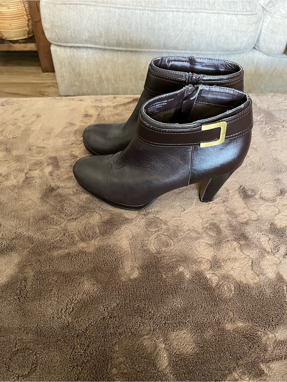 Giani Bernini Brown Leather Ankle Booties with Gold Buckle Accent